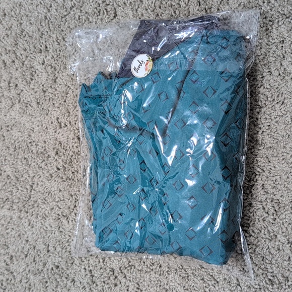 NWT Greyson The Journey Allover Wolf Logo Geo Print Fiddle Polo Shirt Men's XXL - Picture 13 of 13